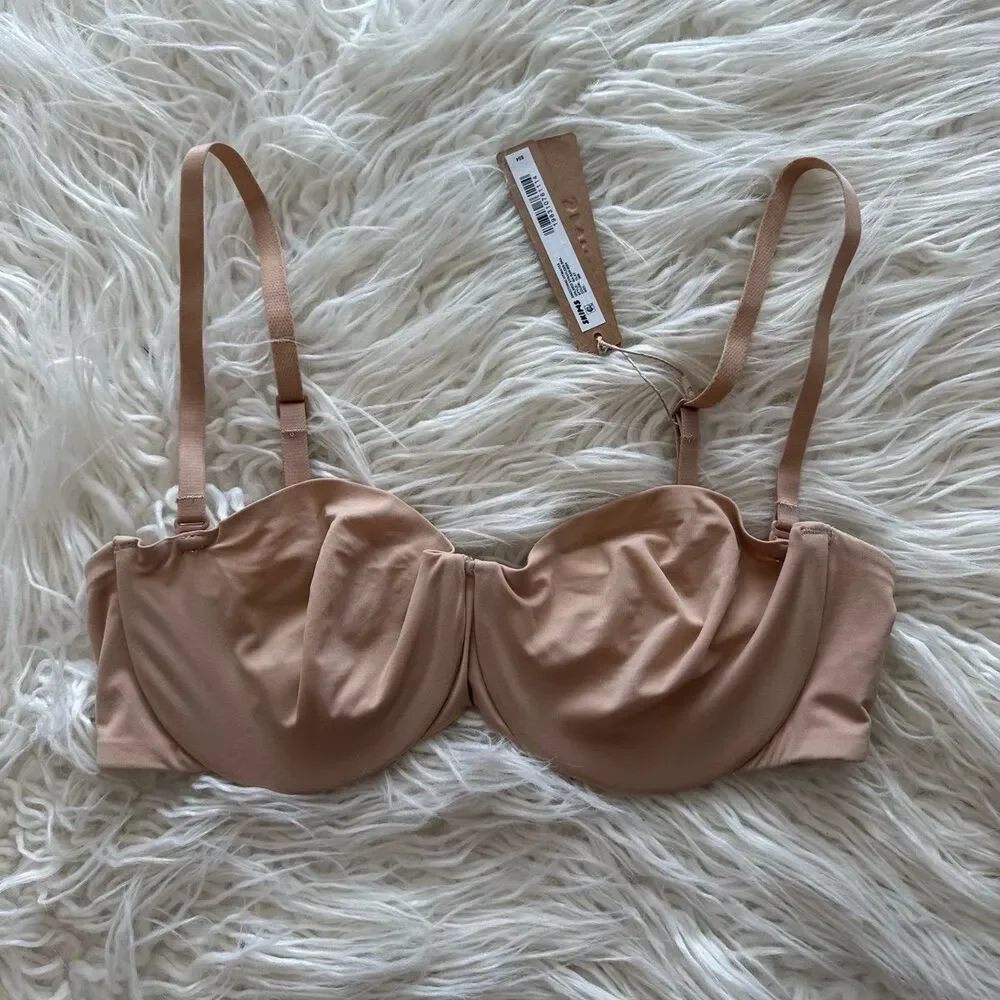 Skims Smoothing Intimates Strapless Bra Clay Size 36B - Picture 2 of 7